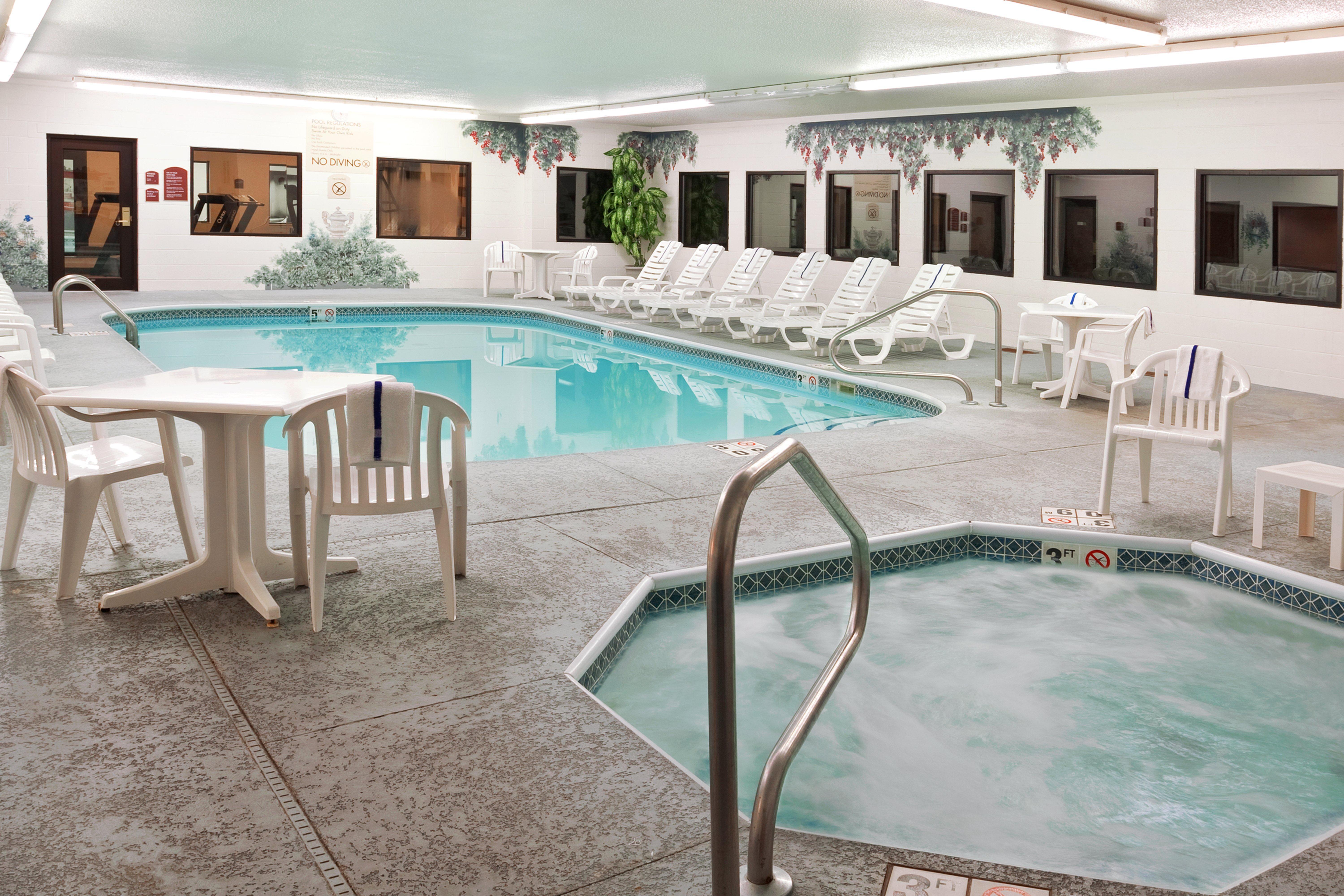 Holiday Inn Express & Suites Alliance By Ihg Extérieur photo