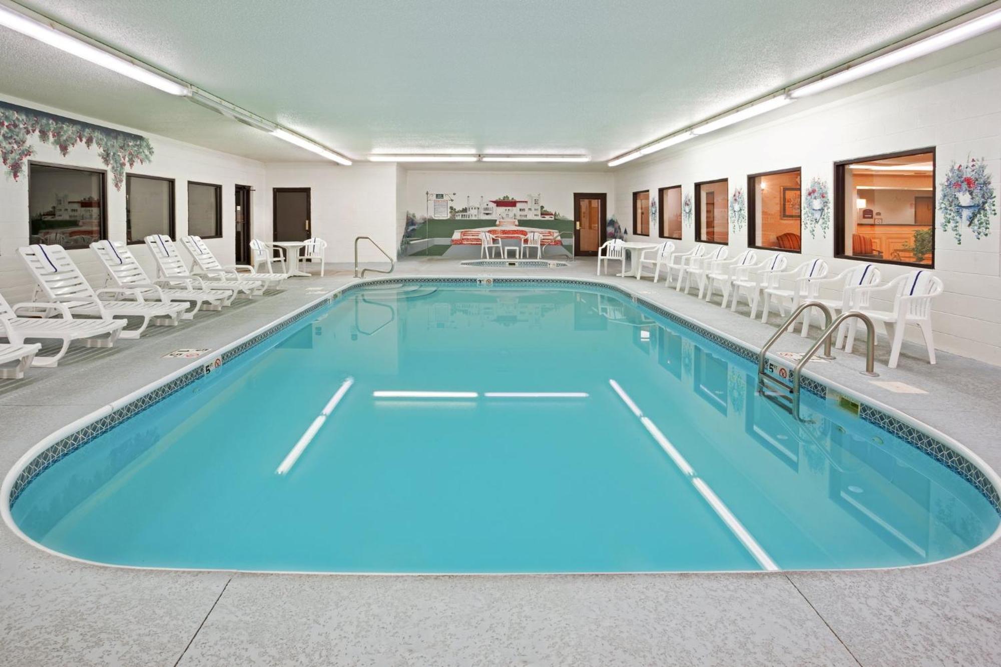 Holiday Inn Express & Suites Alliance By Ihg Extérieur photo