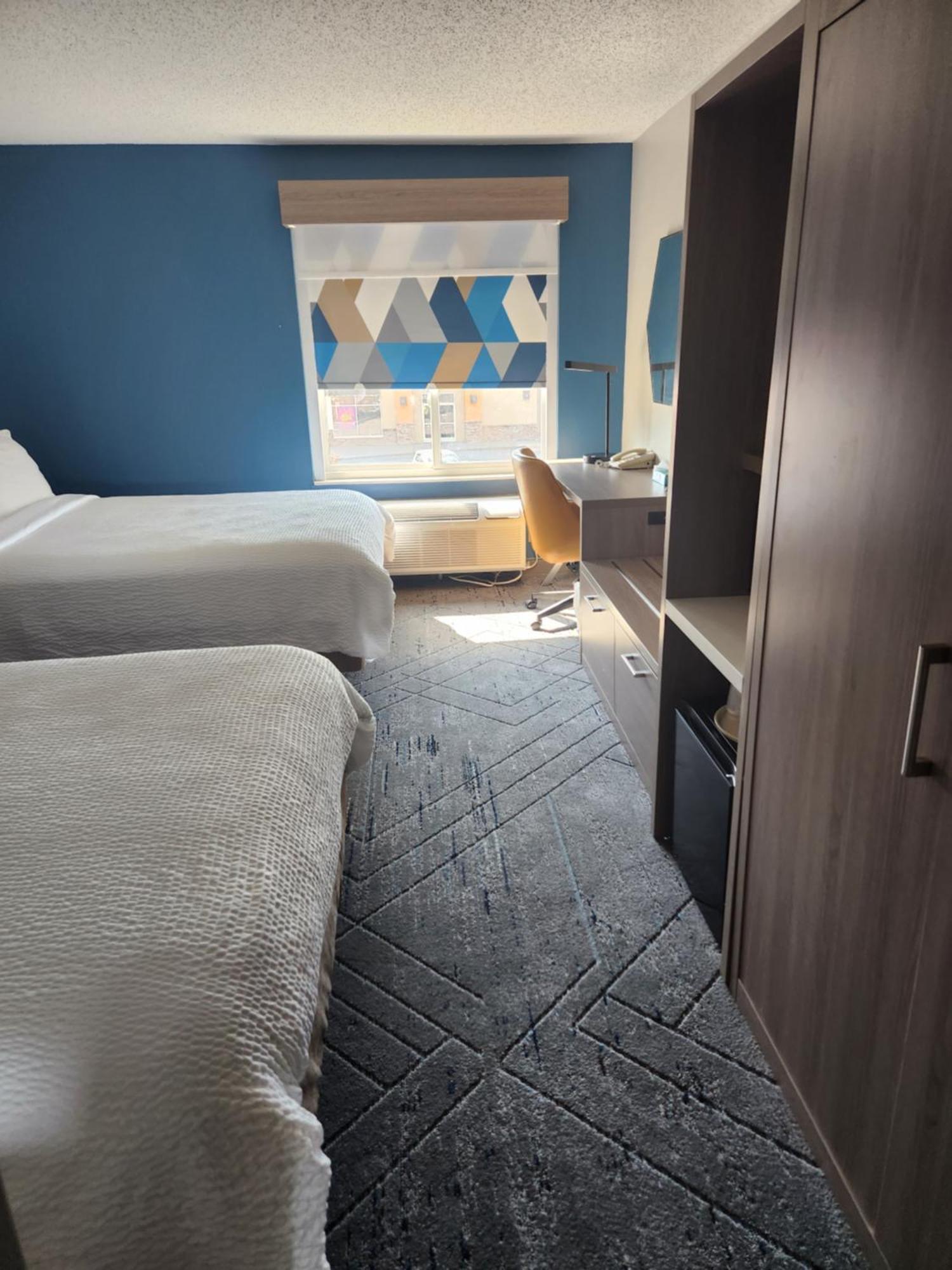 Holiday Inn Express & Suites Alliance By Ihg Extérieur photo
