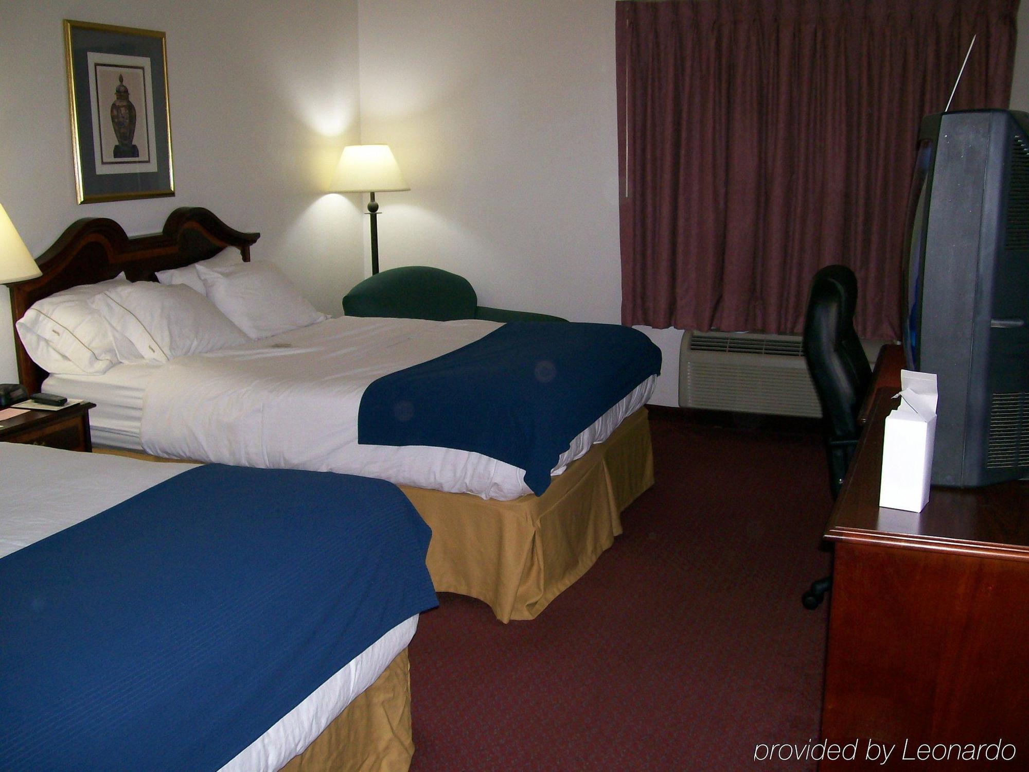 Holiday Inn Express & Suites Alliance By Ihg Chambre photo