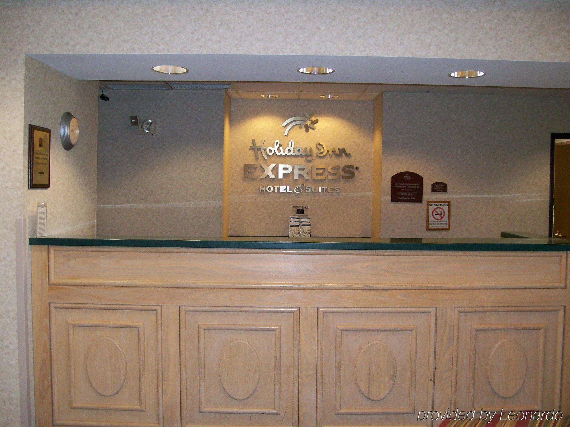Holiday Inn Express & Suites Alliance By Ihg Extérieur photo
