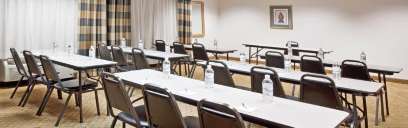 Holiday Inn Express & Suites Alliance By Ihg Extérieur photo
