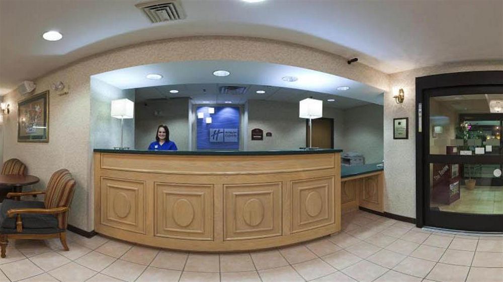 Holiday Inn Express & Suites Alliance By Ihg Extérieur photo